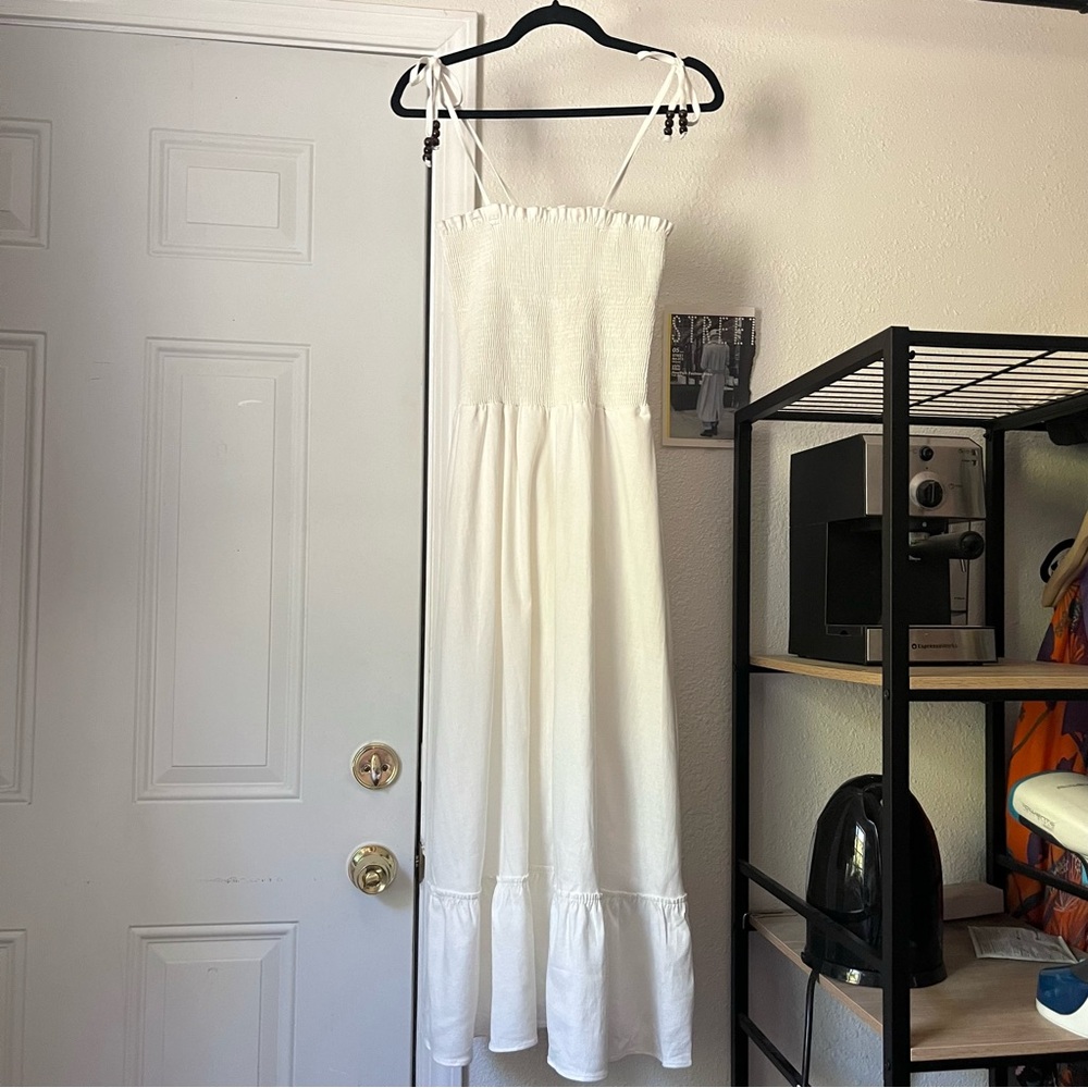 NWT PEIXOTO white rayon linen blend smocked bodice sleeveless midi dress